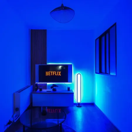 Le Mirage Des Sables - Parking - Netflix Apartment