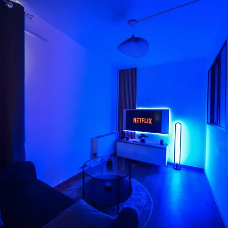 Le Mirage Des Sables - Parking - Netflix *